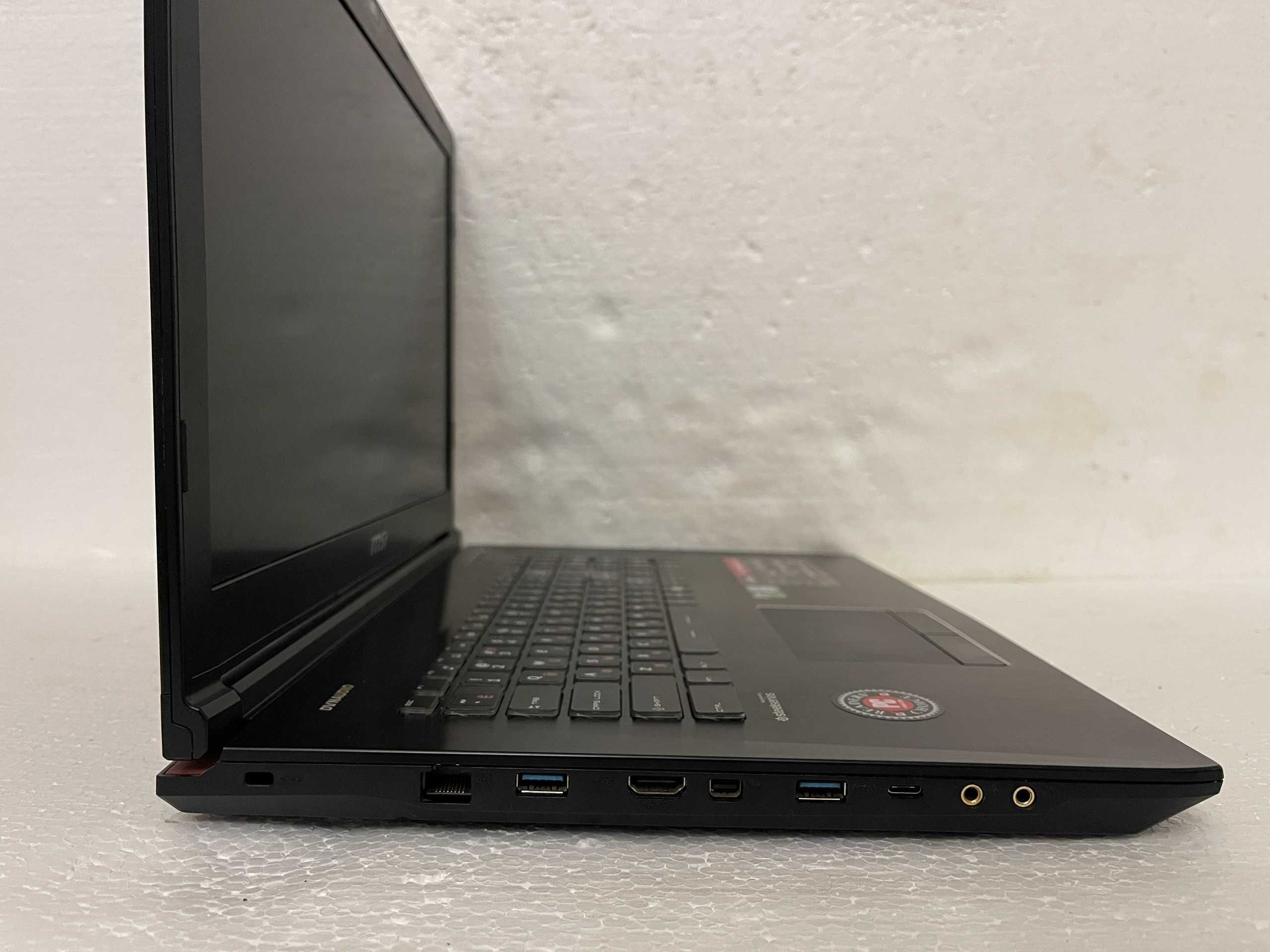 17.3" Экран!! Игровой MSI GE72  /Core i7/ 32 RAM/ GTX 1060/ СТАЛКЕР 2