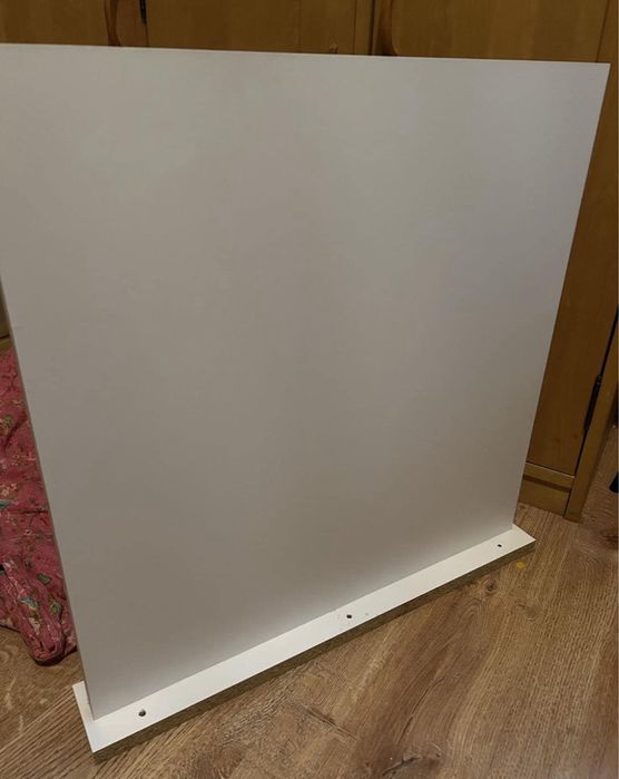 Lustro stojace nadajace sie do toaletki