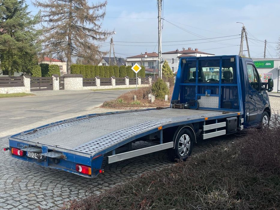 Master auto laweta pomoc drogowa holownik samochod specjalny