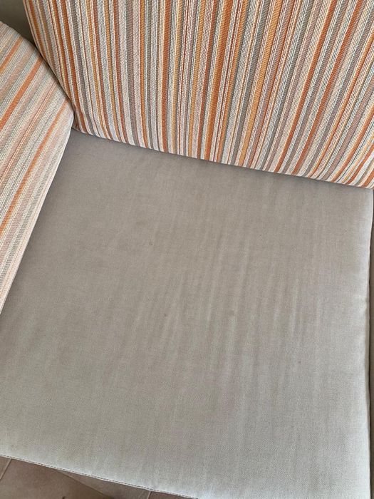 Sofá de dois lugares - duas unidades