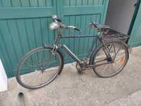 Bicicleta BTT e Bicicleta antiga