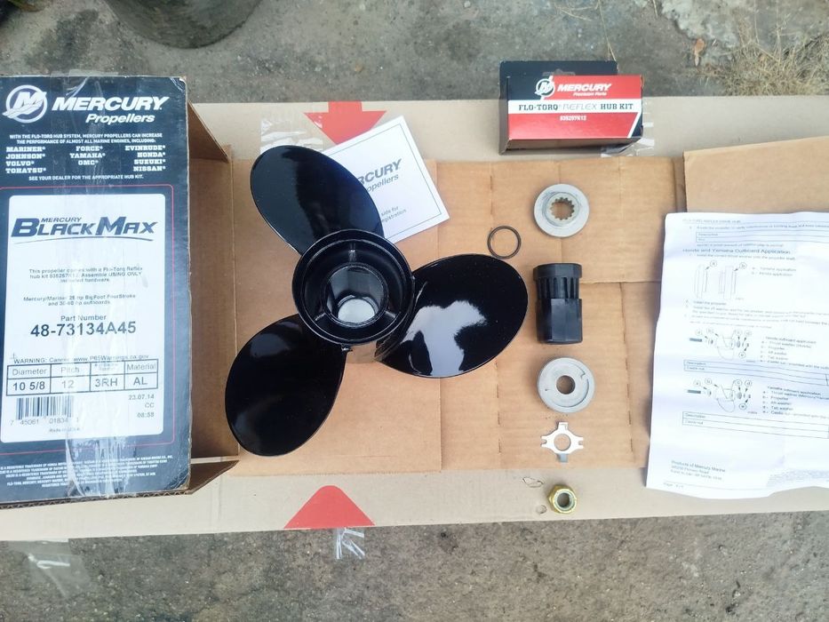 Гвинт 10.5/8x12 Black Max для Mercury 30-60