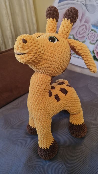 Великий в'язаний жираф ручної роботи, плюшева іграшка амігурумі
