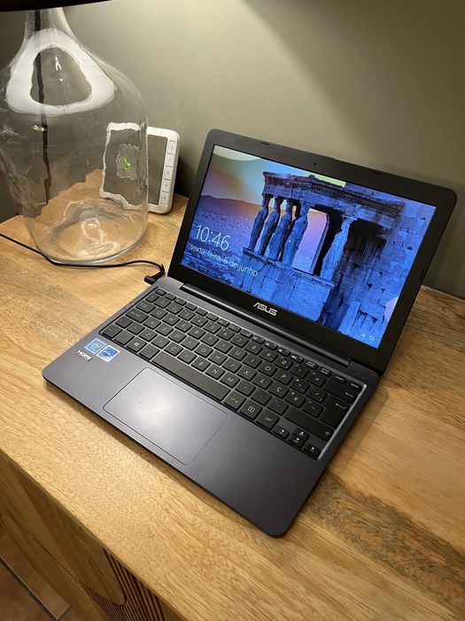 Asus Vivobook E203N