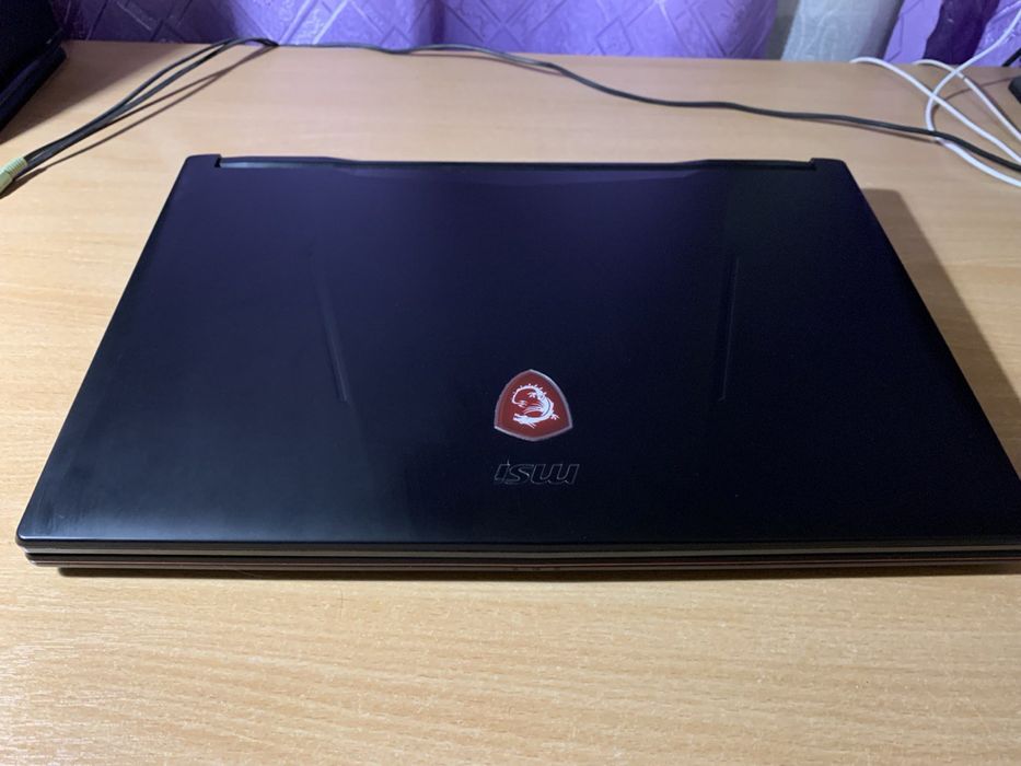 Ноутбук MSI GL73 8RC