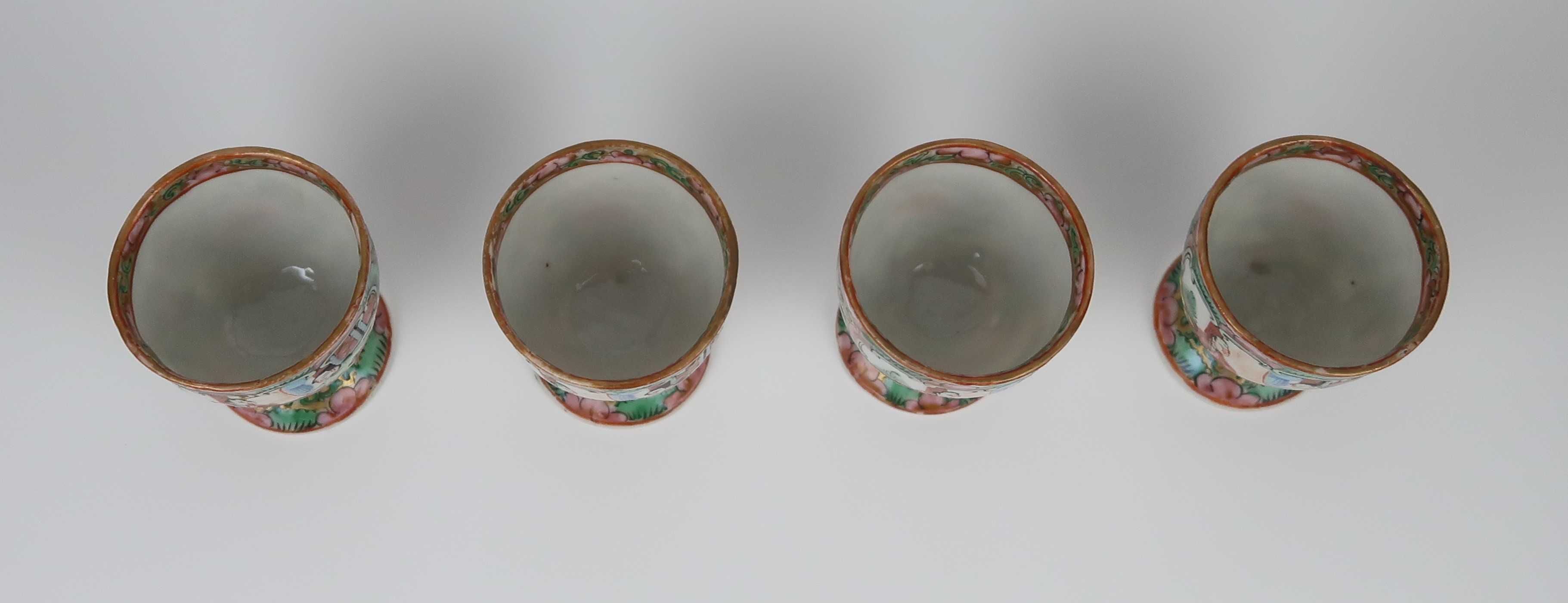 Porta Ovos Porcelana da China Séc. XIX, CADA