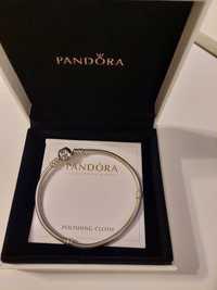 Bransoletka Pandora rozmiar 19,nowa