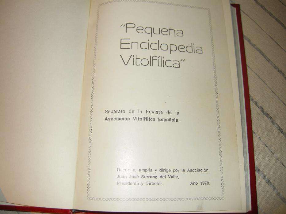 Pequena Enciclopédia Vitolfílica 1978 e Catalogo A.V.E. de Séries