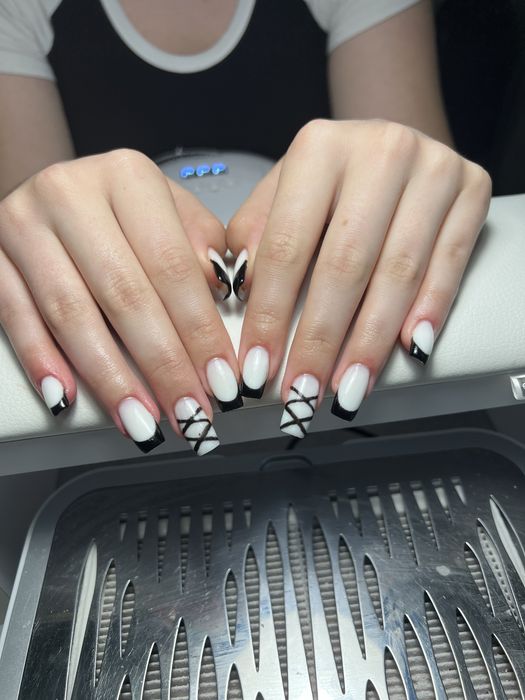 Шукаю модельок оплата за матеріал.