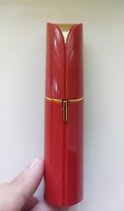 Тример жіночий в маленькому футлярі з підсвіткою