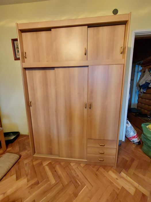 Szafa używana odbiór własny