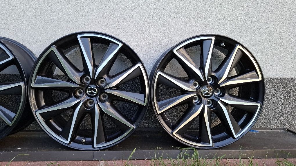 Felgi 5x114.3 7jx19 Mazda ET45 67.1mm