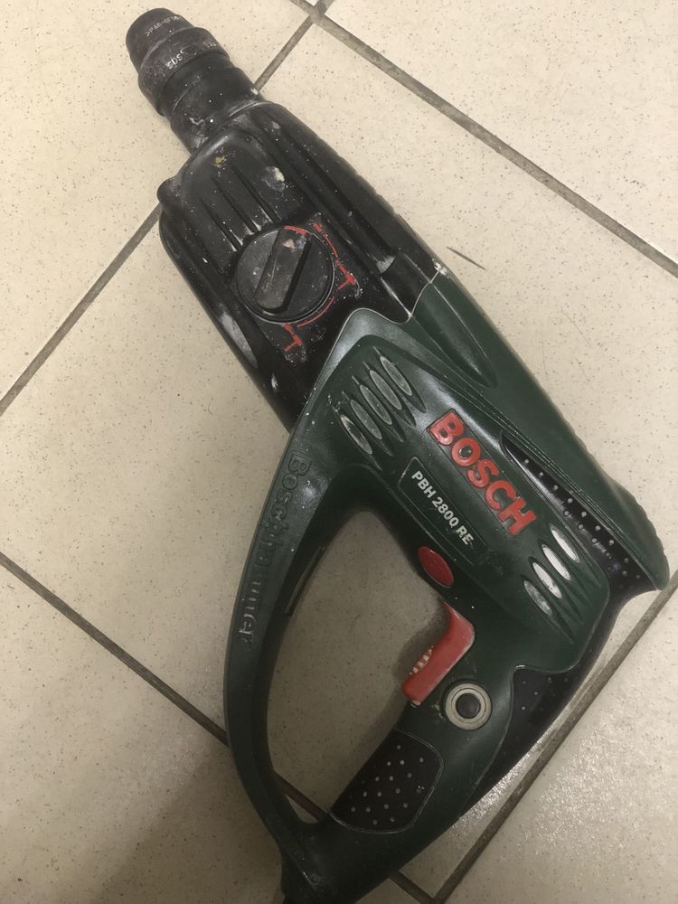 Перфоратор Bosch PBH 2800 RE