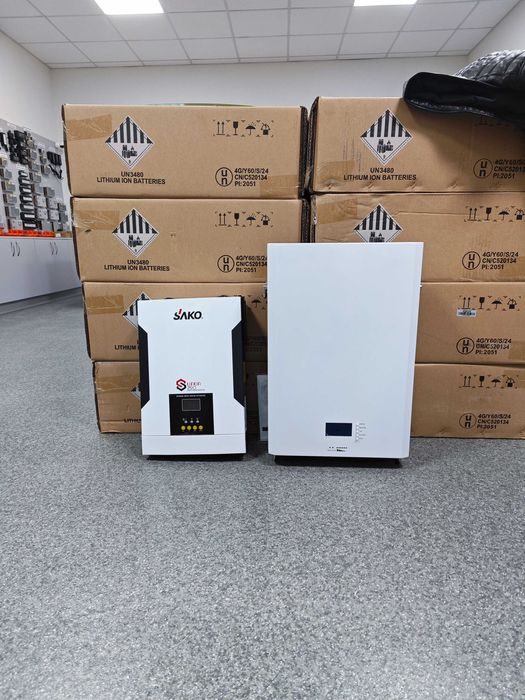 Инвертор SAKO SUNON PRO 48v 5,5 кВт + АКБ SUNBOOST LiFePO4 5,12кВт 48v
