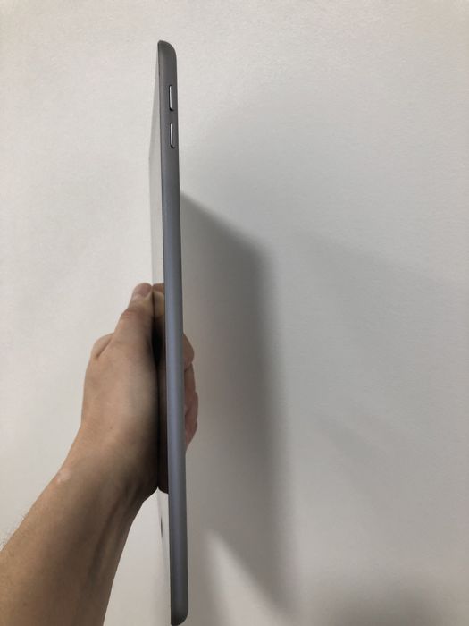 iPad 6, 32 GB, Wi-Fi . Айпад 6 на 32 гб.