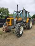 Renault 110 54 traktor rolniczy