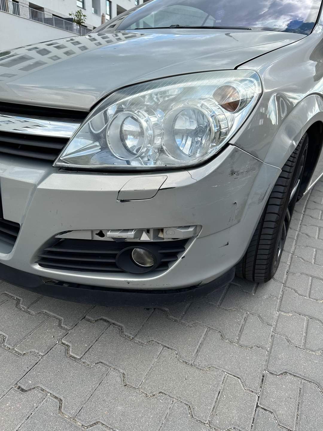 Opel Astra TwinTop Z19dth 1.9 CDTI 16V 150KM