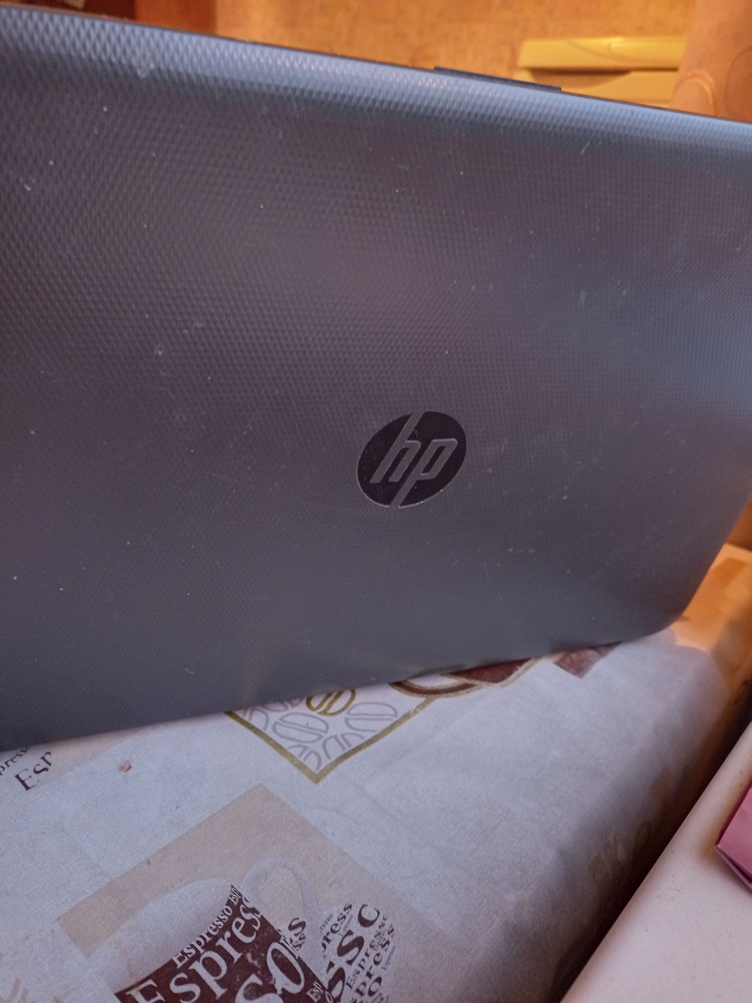 Ноутбук HP 255 G4 полностью рабочий