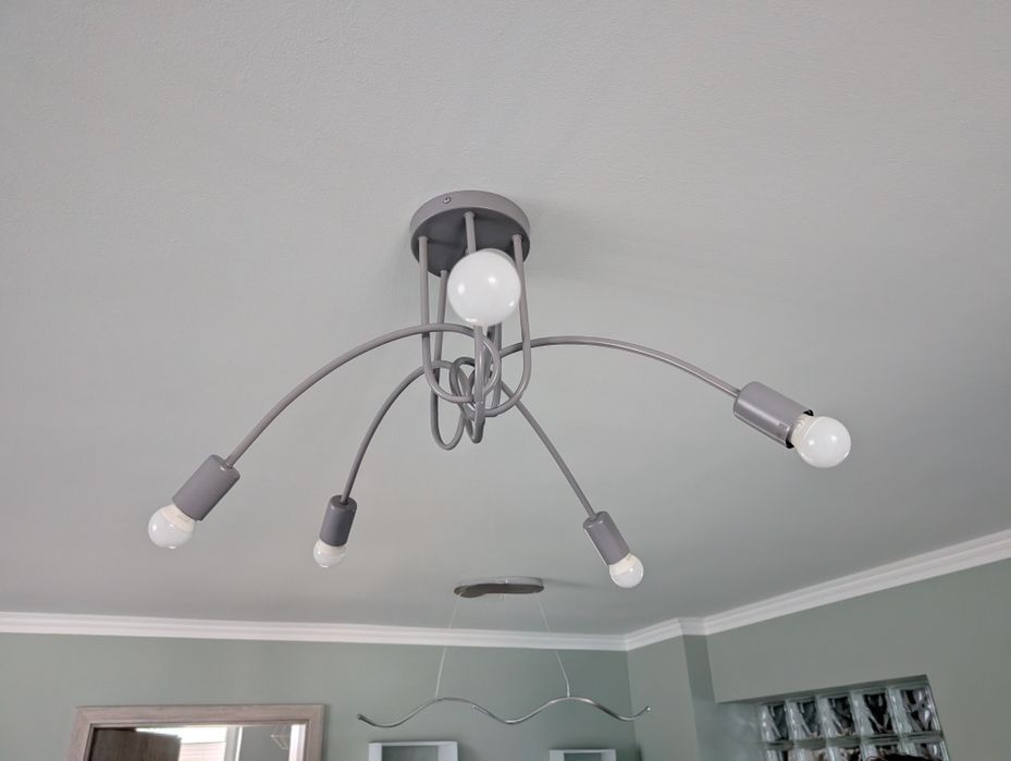 Żyrandol 2 sztuki. Polecam!