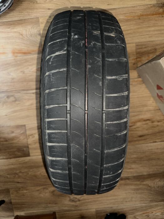 Продам 1 шину Firestone 205/65/15