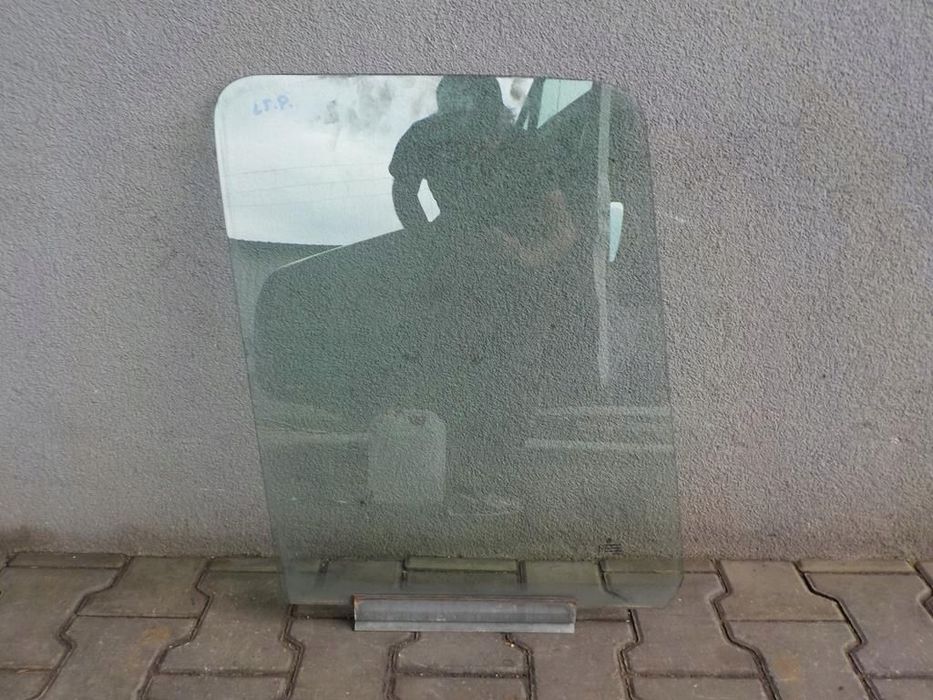 VW LT SZYBA PRAWA DRZWI PRZEDNICH PASAŻERA