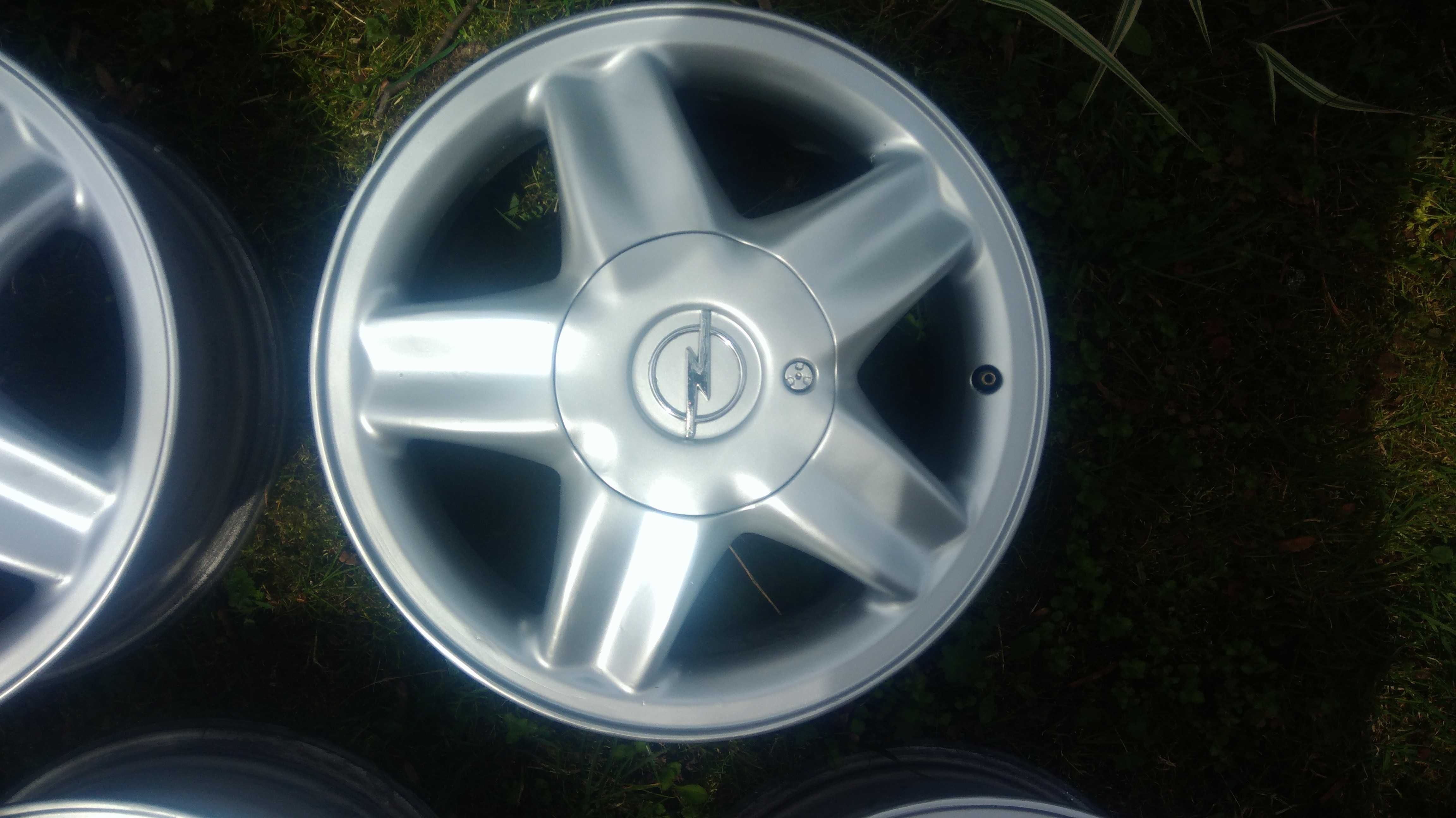 Felgi aluminiowe 15" 5 śrub Opel