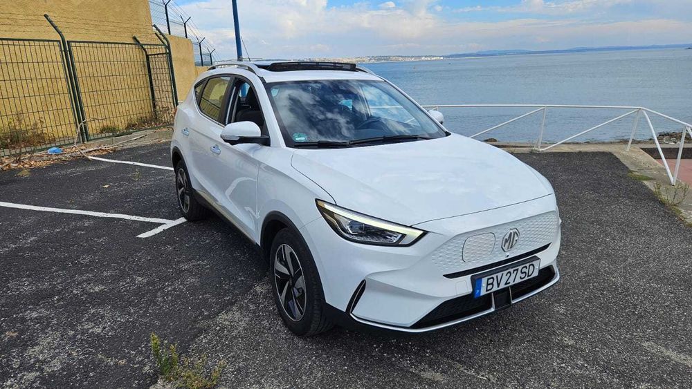 MG ZS EV Luxury 50 Kw