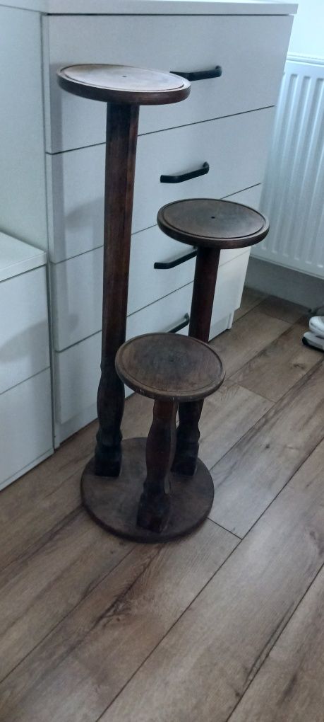 Stojak kwietnik na kwiatki