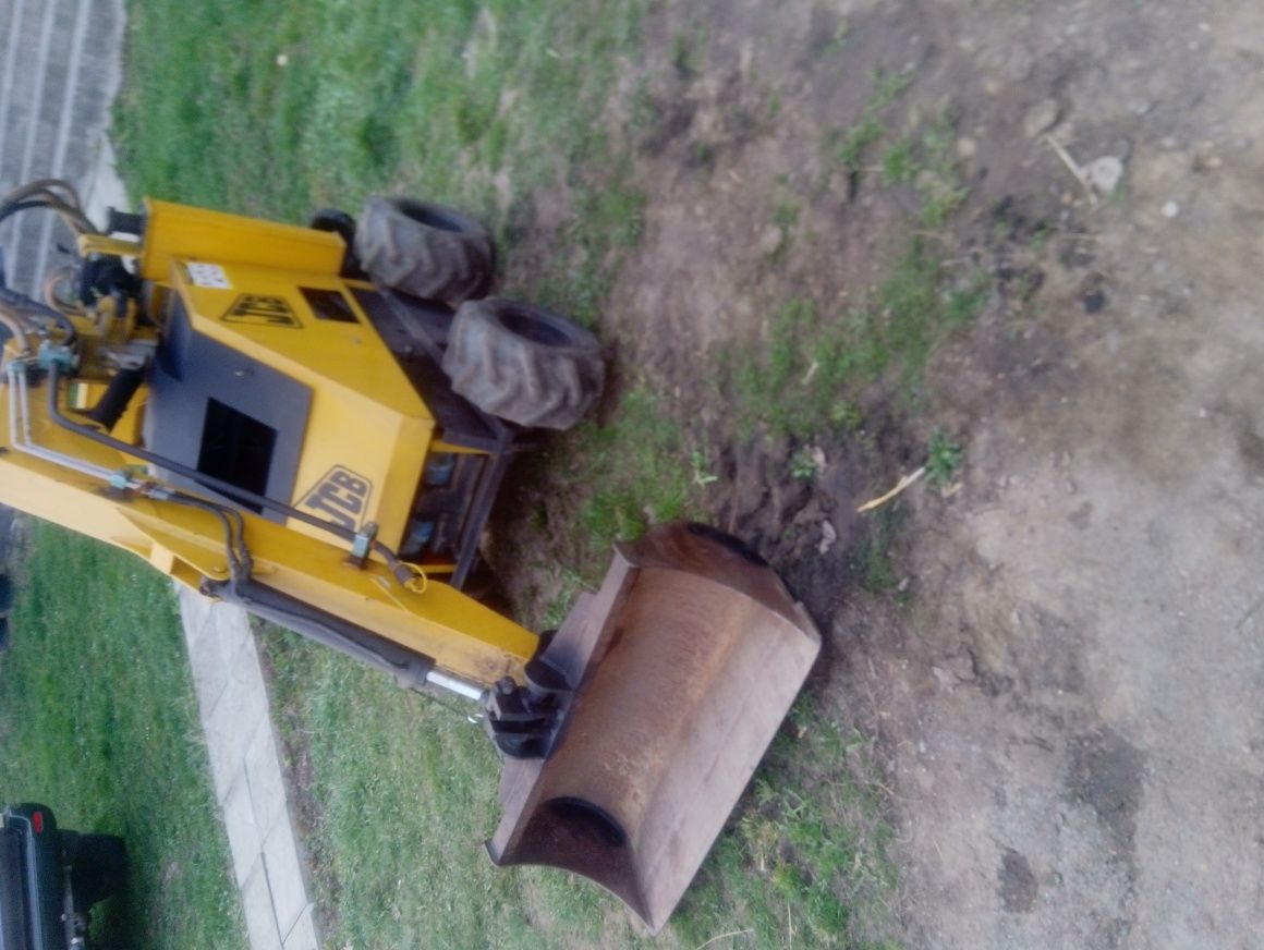 Wypożyczalnia wynajęcia mini ładowarka bobcat jcb