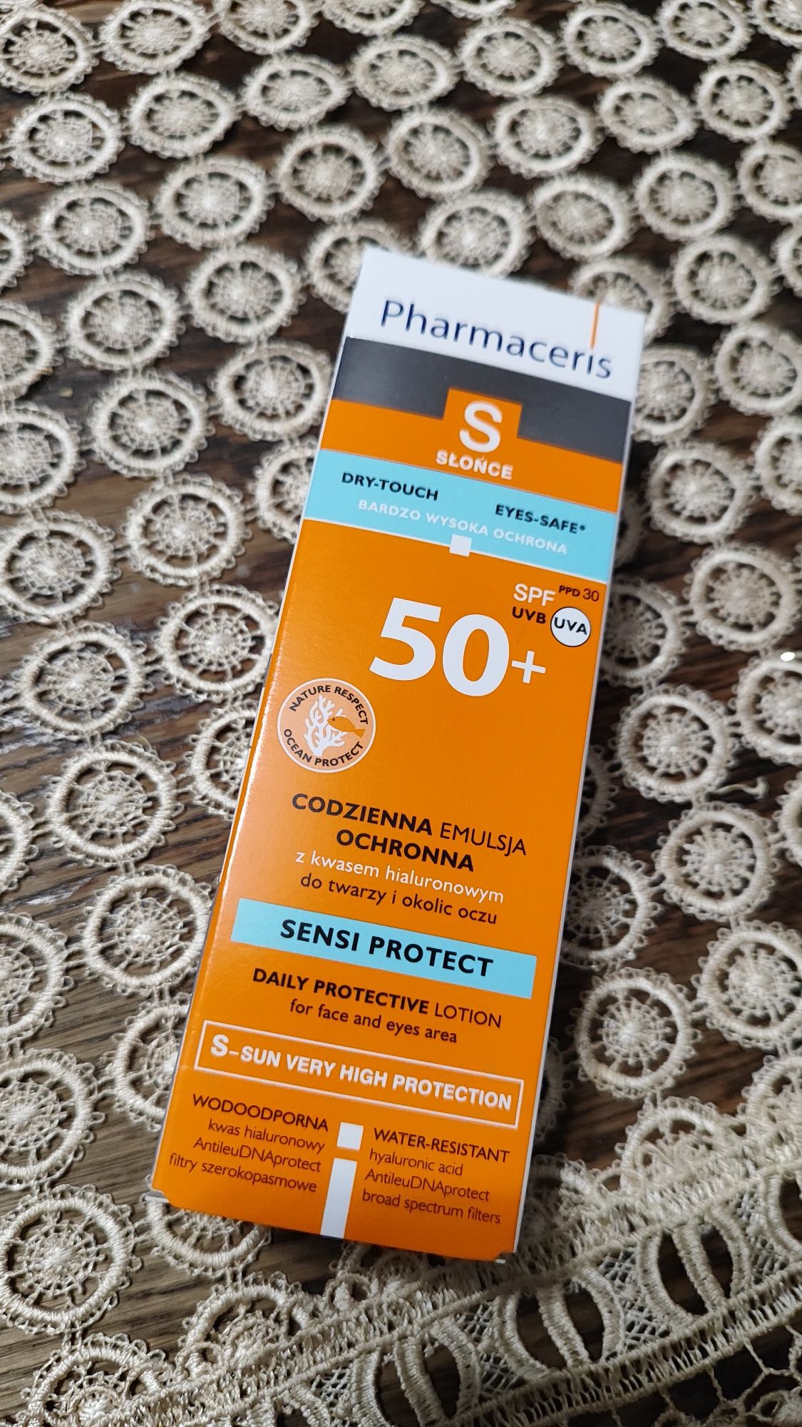 Pharmaceris SPF50, emulsja ochronna do twarzy i oczu