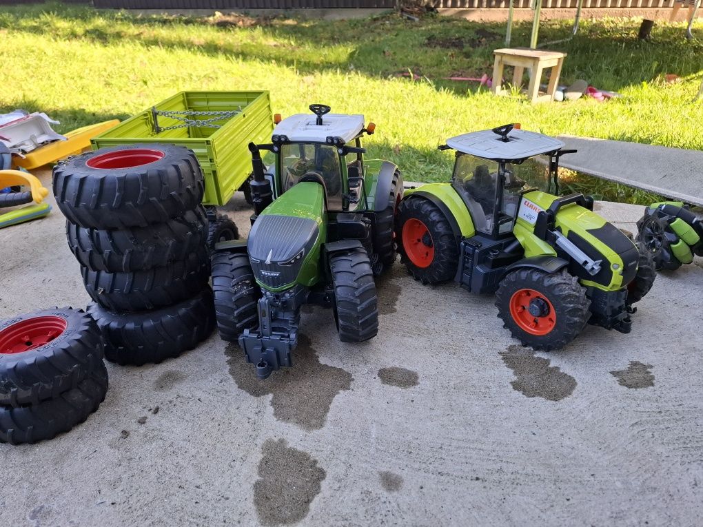 Трактор дитячий CLAAS