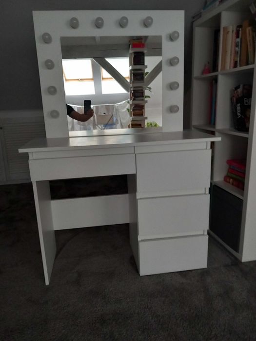 Sprzedam toaletkę dla dziewczynki