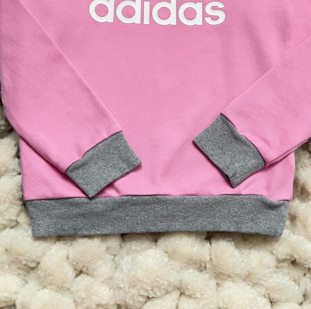 Оригинальный реглан, кофта Adidas на девочку 6-7 лет