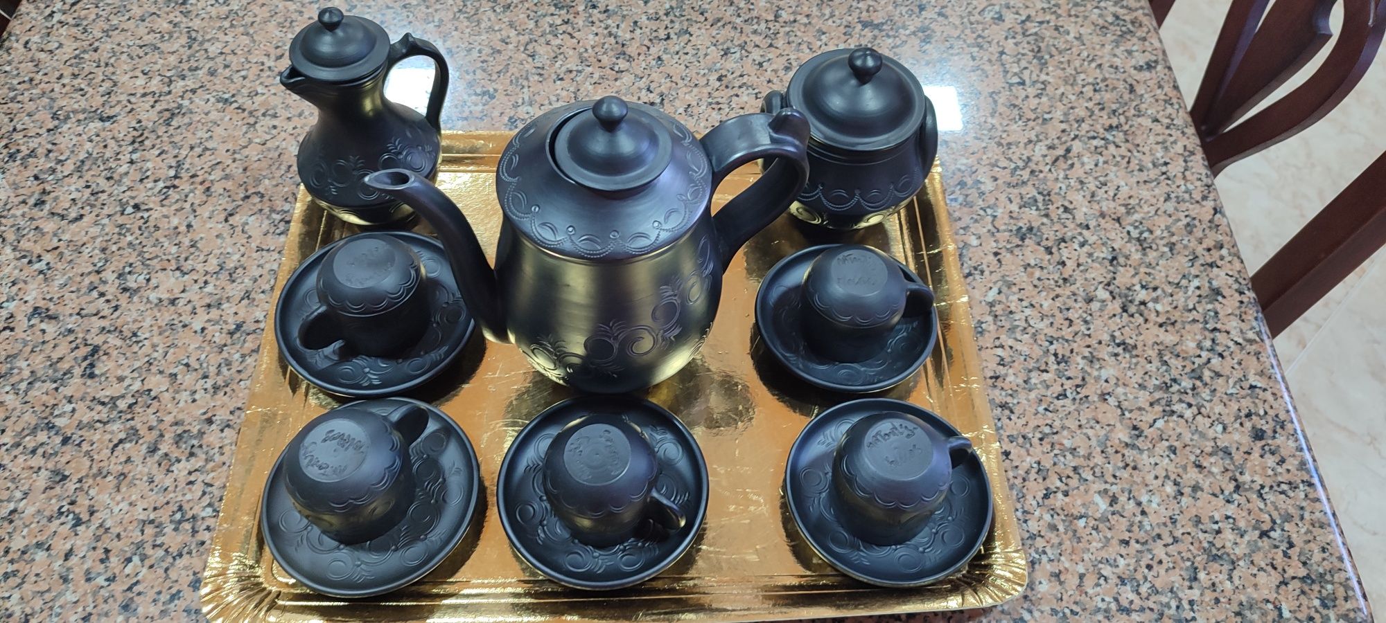 Serviço de café em barro cinzento