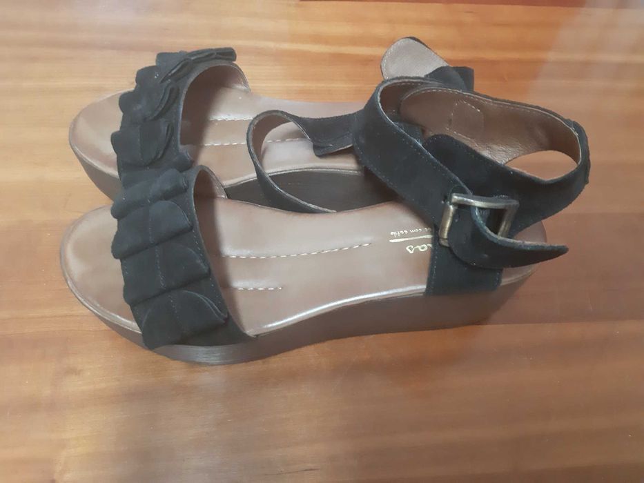 Sandálias novas n° 40 e 41, vários pares
