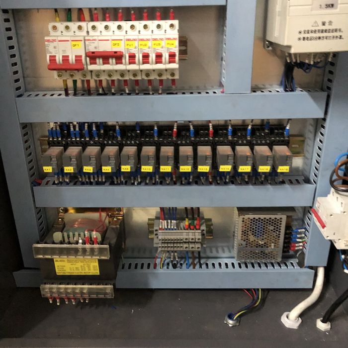 Листогиб гидравлический 40т 2000 мм e22