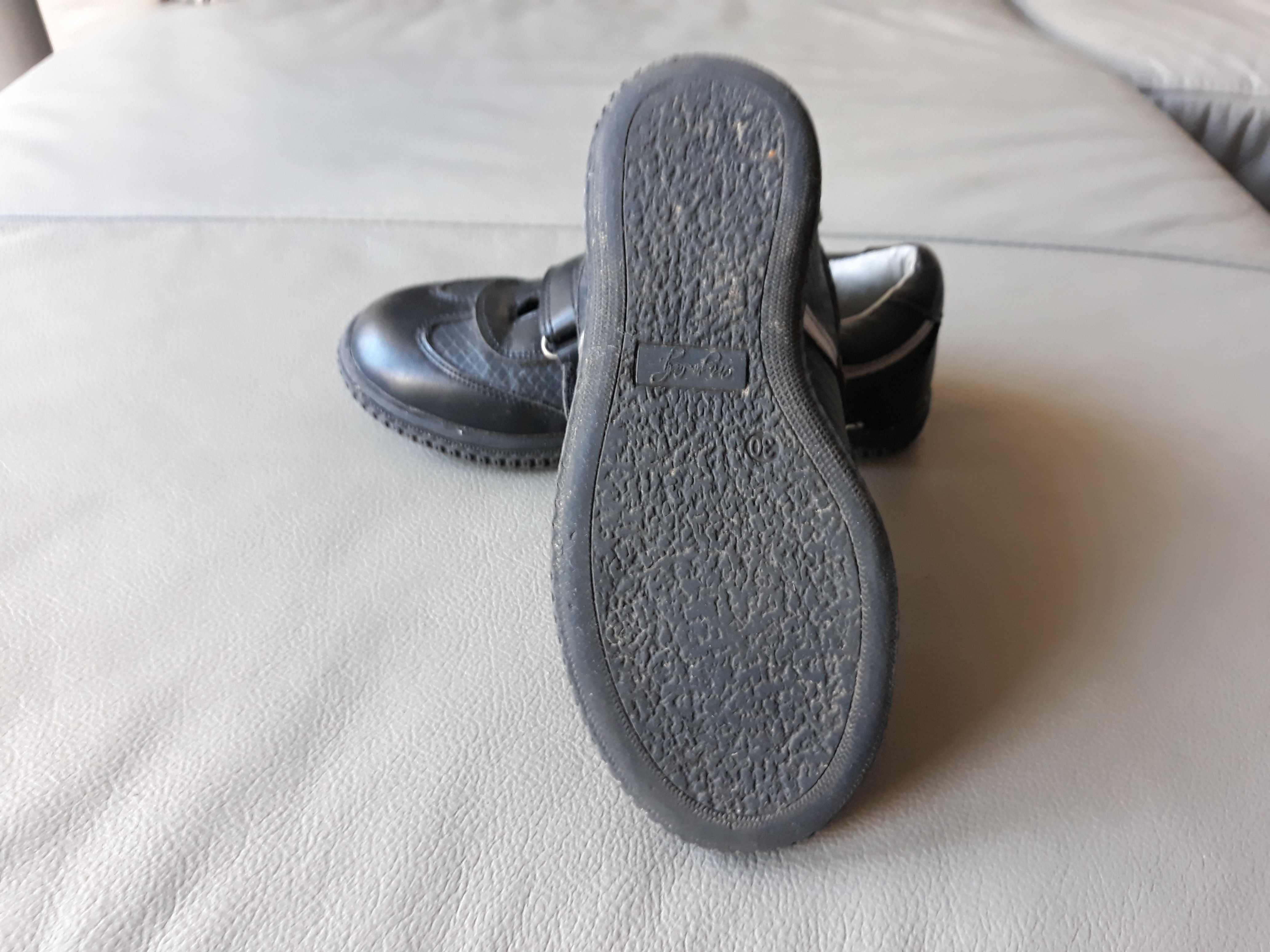 Półbuty buty skórzane dla dziewczynki r 30 18,5 cm