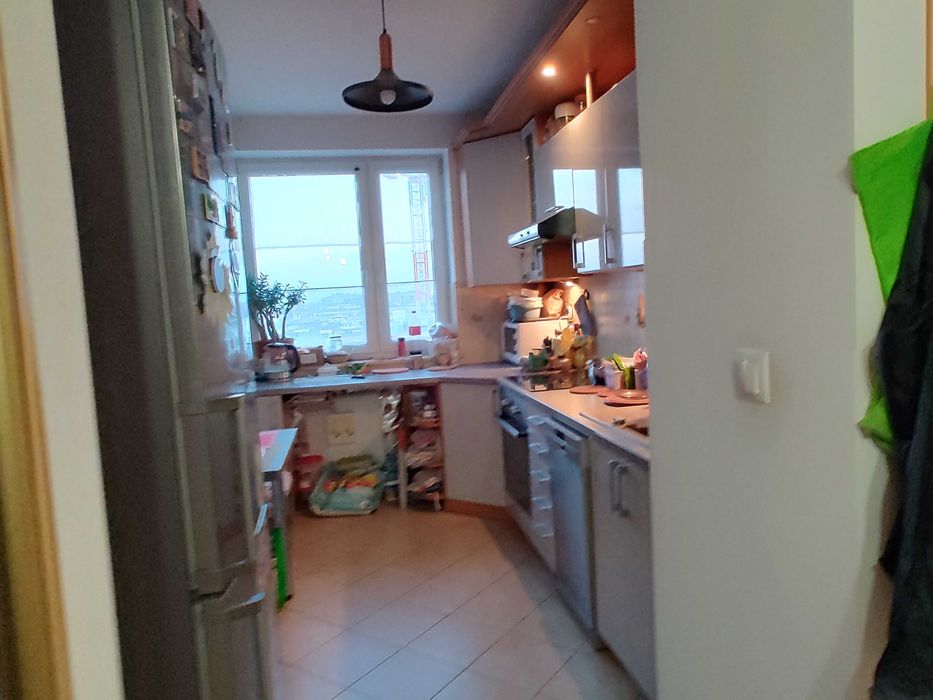 Mieszkanie 2-pok. z oddz. kuchnią, garaż i miejsce postojowe, balkon