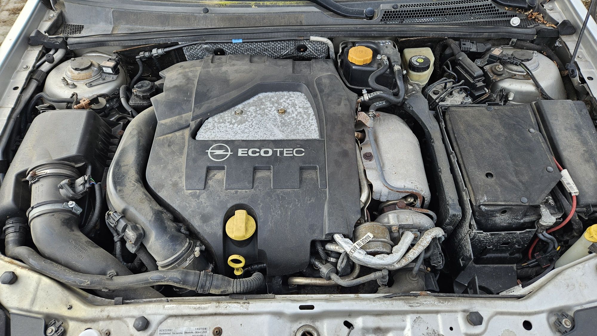 Słupek silnika silnik Z28NET 230km 2.8 V6 opel vectra c signum saab