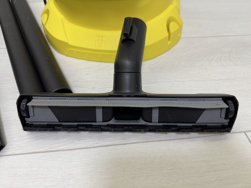 Продам Karcher WD2 Plus пылесос порохотяг