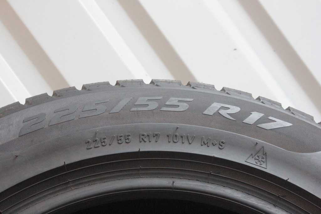 225/55/17 Pirelli Sottozero 3 225/55 R17 101V XL 1x7,6mm