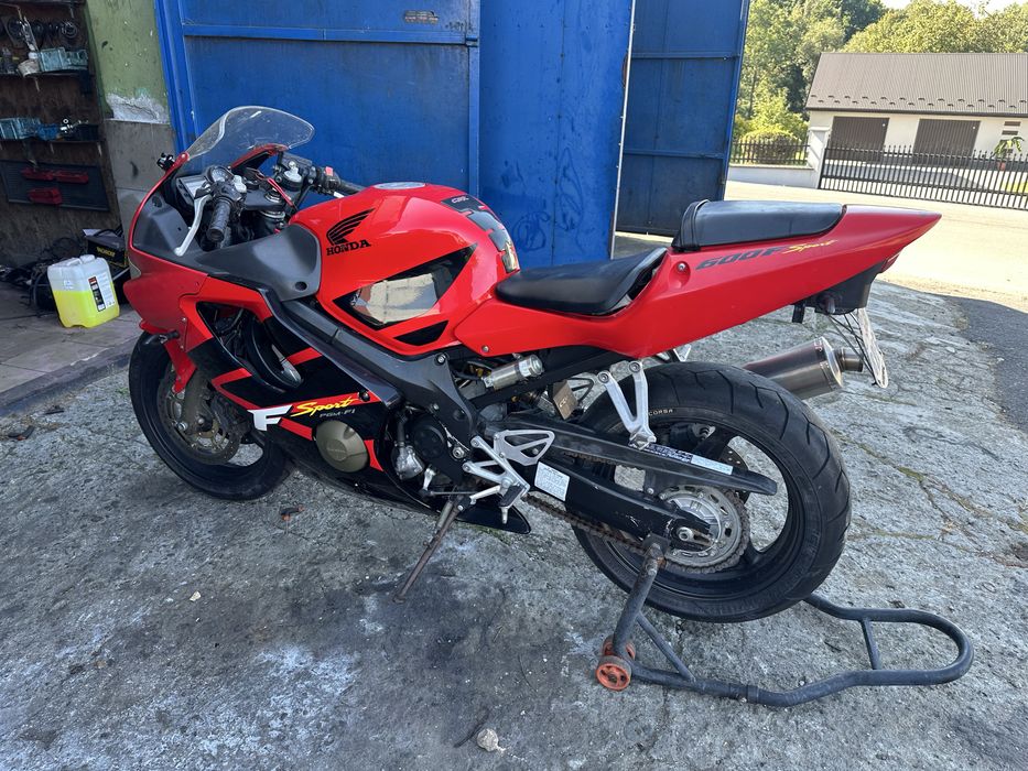 Owiewki honda cbr f4i sport