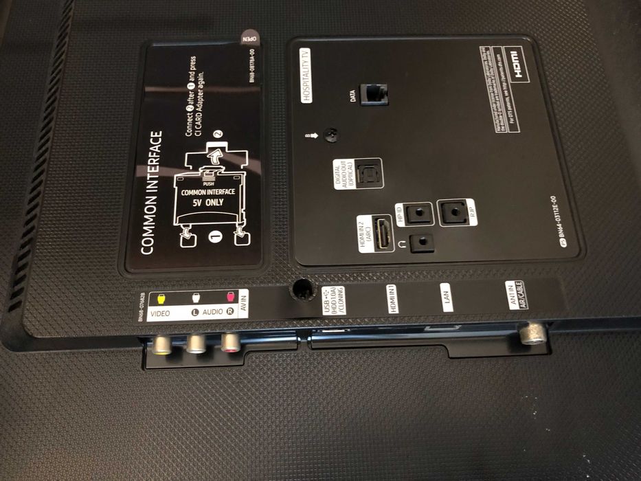 Tv Samsung seminova 40 polegadas ecran partido