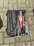 Praska hydrauliczna YATO YT-22861 4 - 70mm do końcówek kablowych