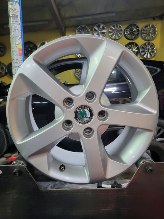Felgi Aluminiowe 5x112 6,5Jx16 ET50 Skoda Octavia SuperB Volkswagen