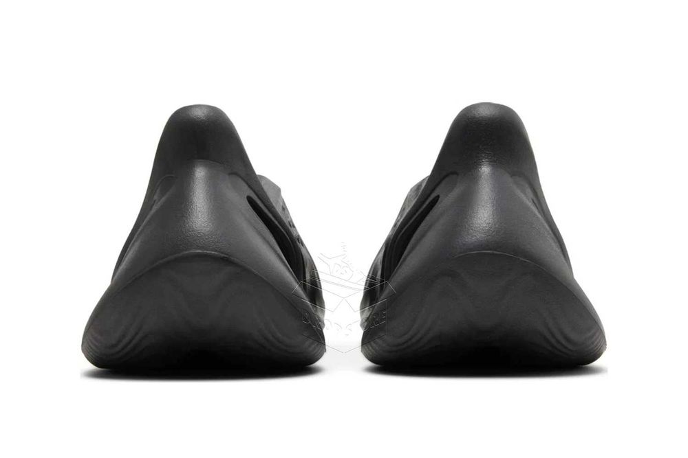 Adidas YEEZY FOAM RUNNER Onyx / HP8739