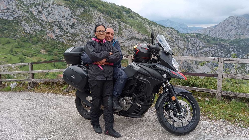 Suzuki Vstrong 650 Ano 2023 - Sensacional