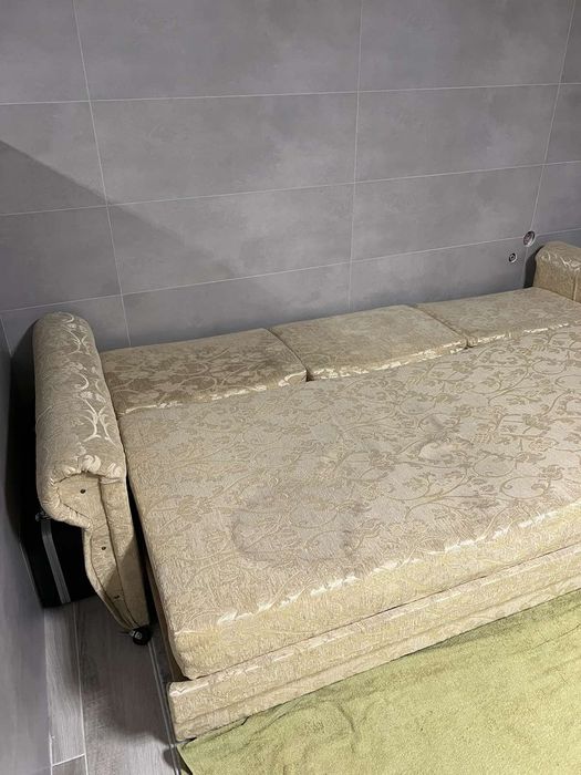 Продам Ліжко для спальні!