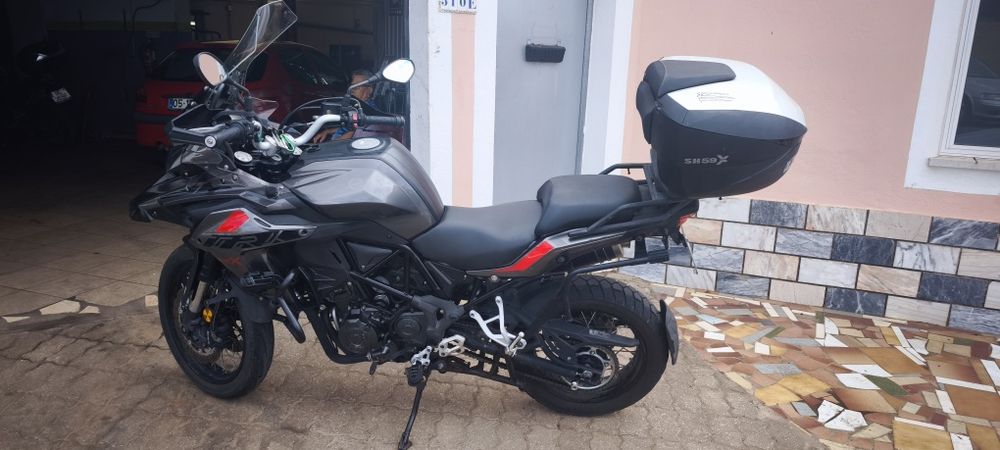 Benelli trk 502x