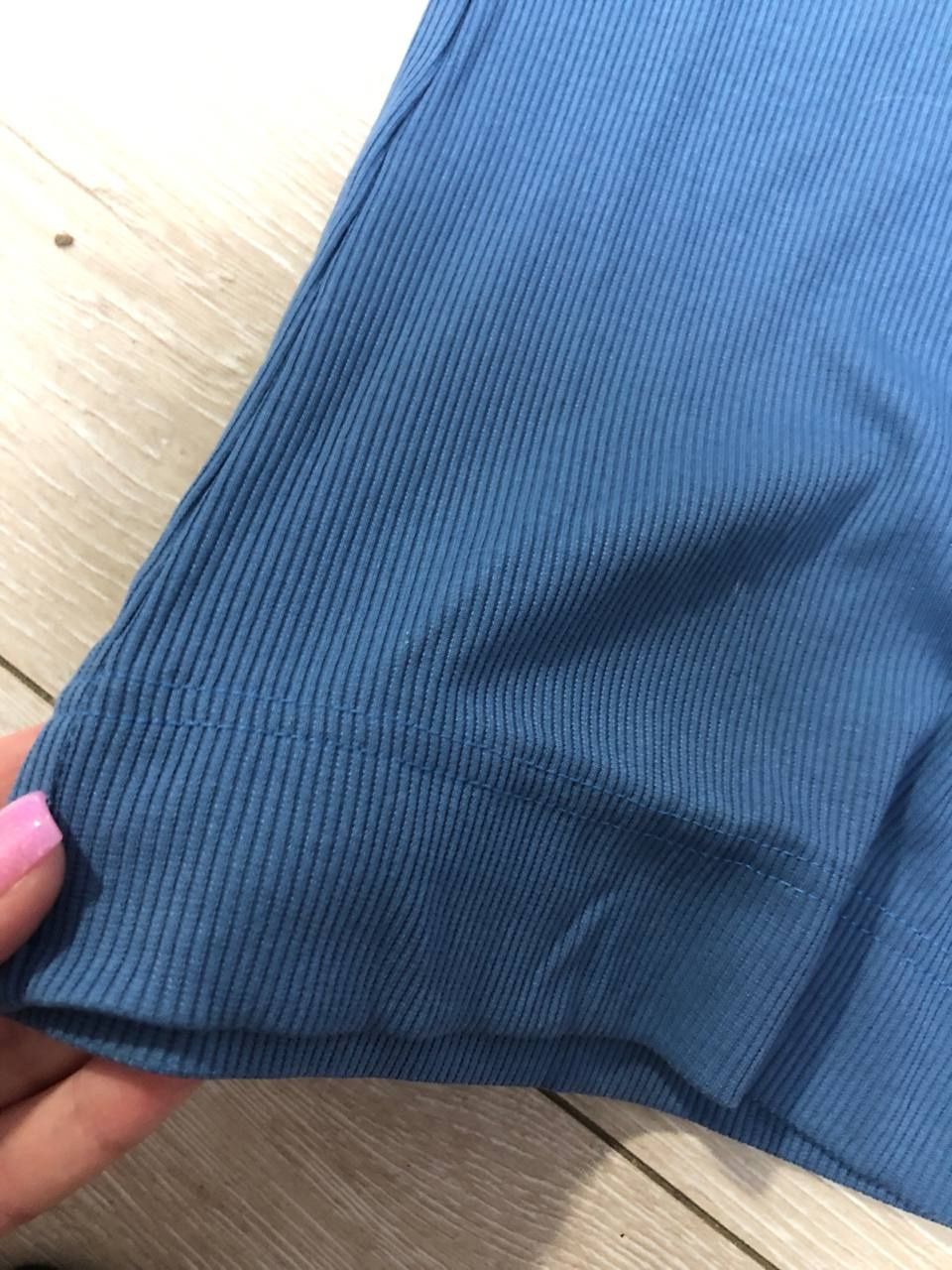 Костюм рубчик синього кольору штани кльош топ з зав'язками розмір С